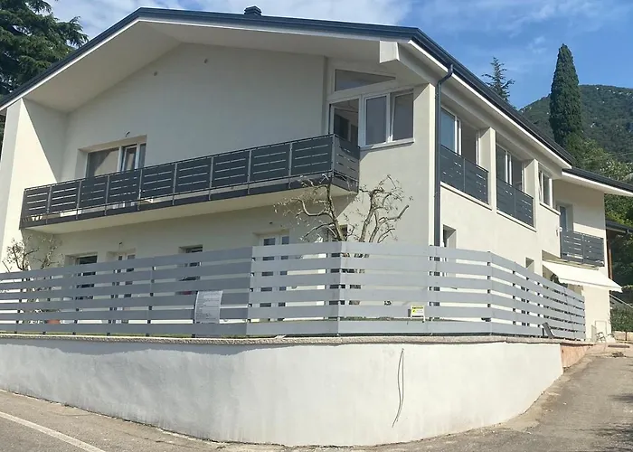 Garda 33 Caprino Veronese